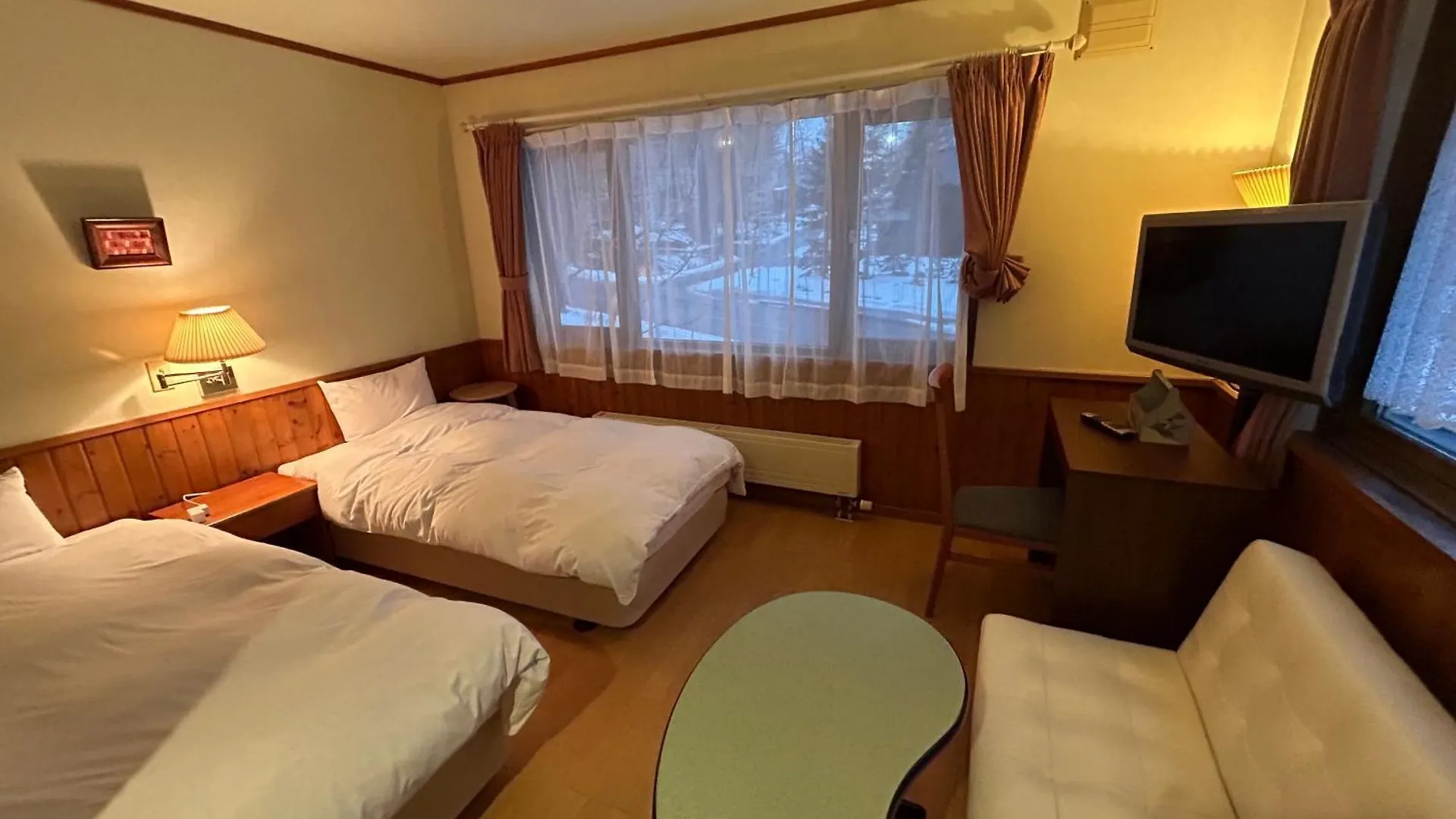 ニセコ町 ニセコ ペンション ベラリー Bed & Breakfast