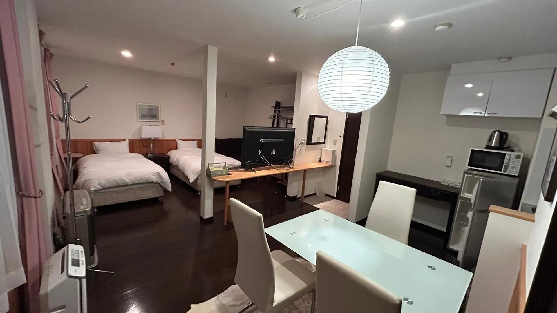 ニセコ町 ニセコ ペンション ベラリー Bed & Breakfast 3*,  日本