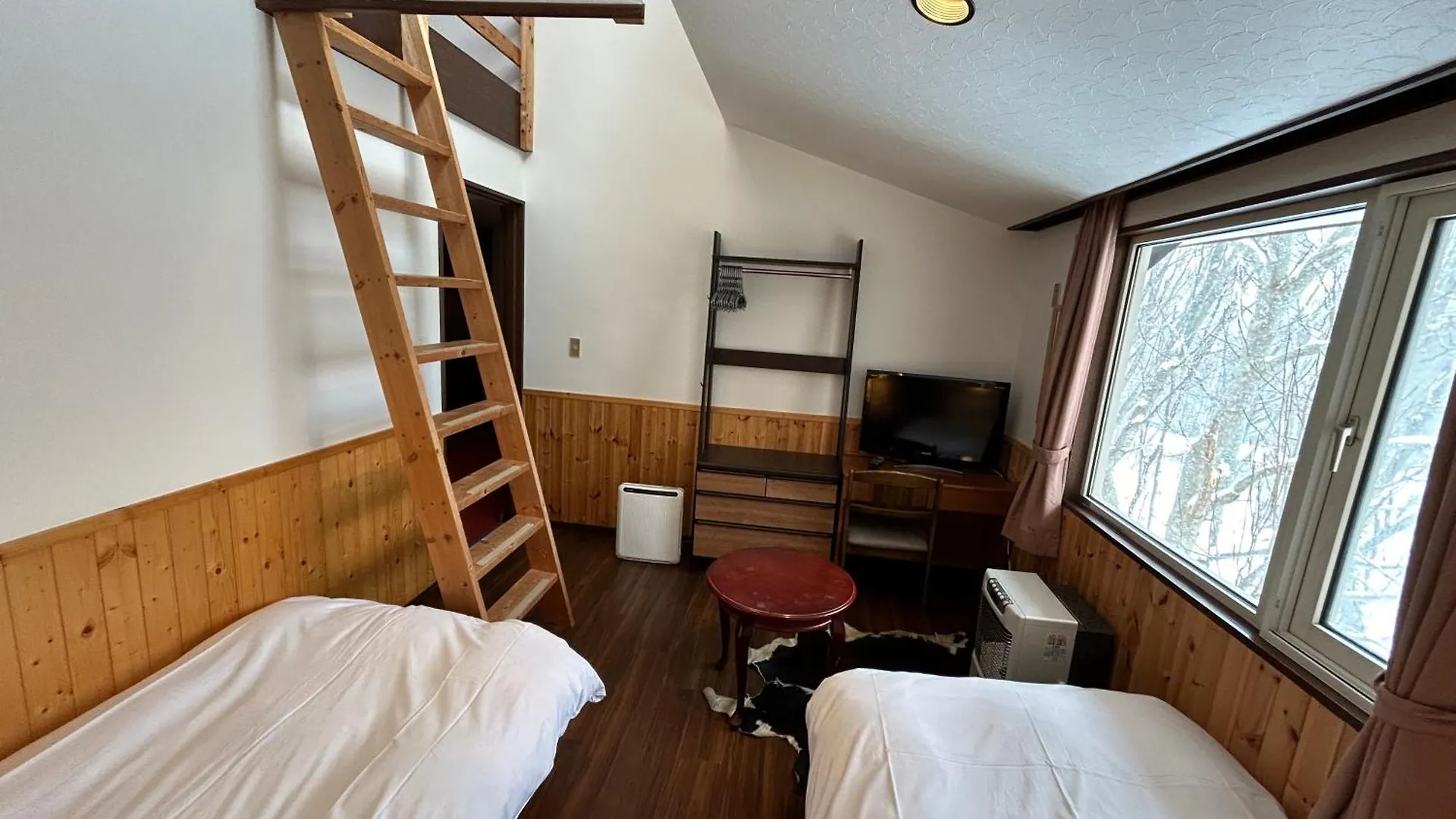 ニセコ町 ニセコ ペンション ベラリー Bed & Breakfast