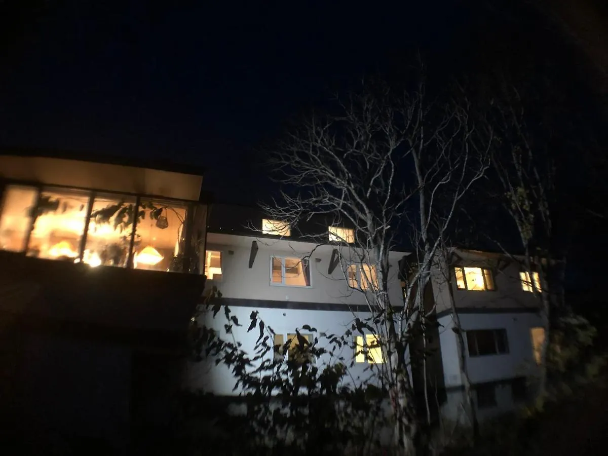 ニセコ町 ニセコ ペンション ベラリー Bed & Breakfast 3*,